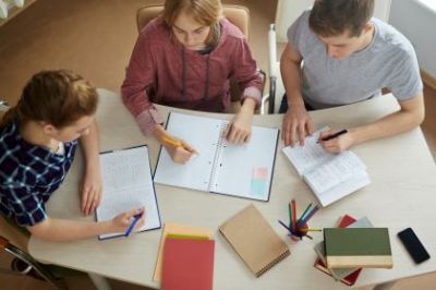doing-homework-together
